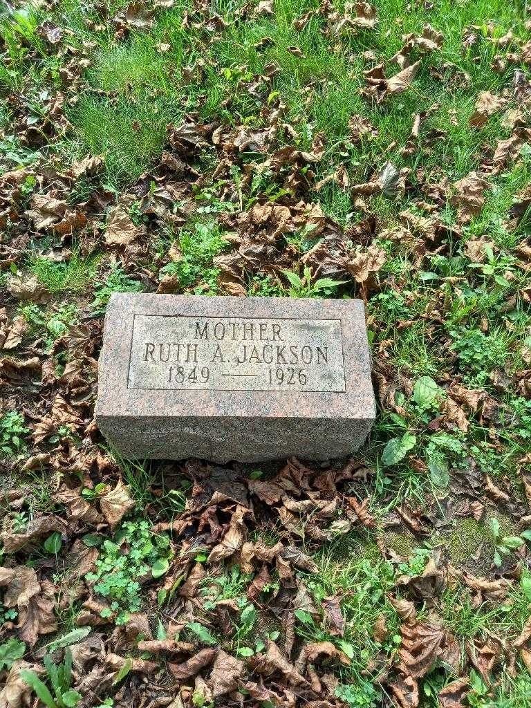 Ruth A. Jackson's grave. Photo 2