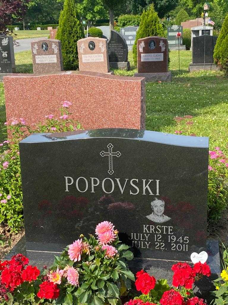 Krste Popovski's grave. Photo 3