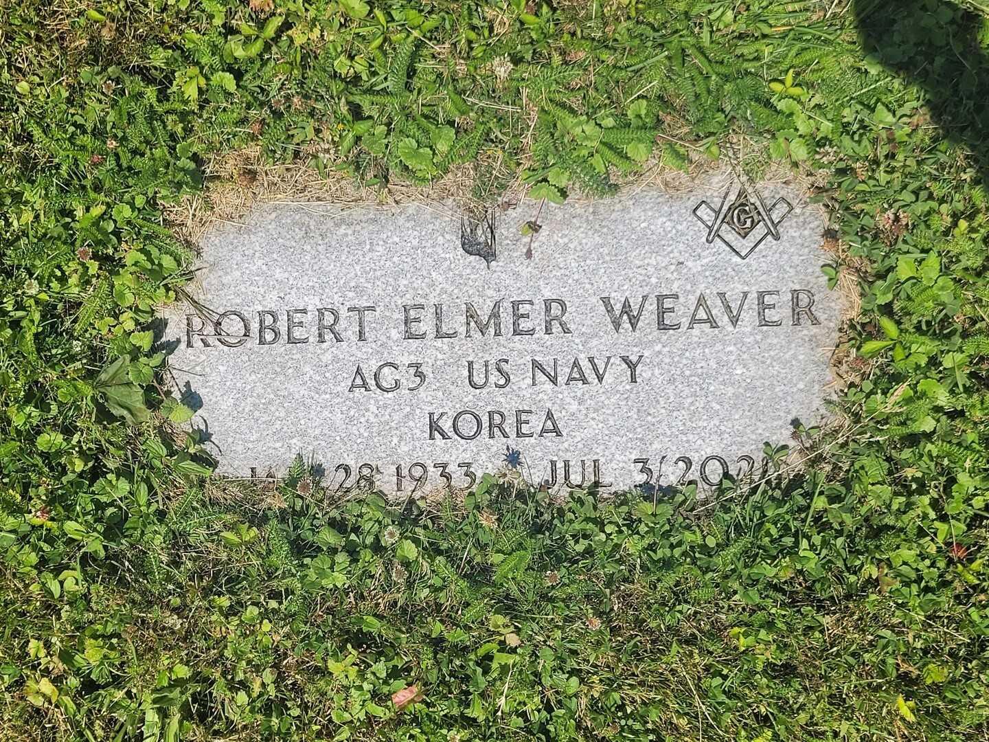 Robert Elmer Weaver's grave. Photo 3