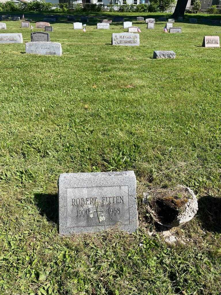 Robert Fitten's grave. Photo 2