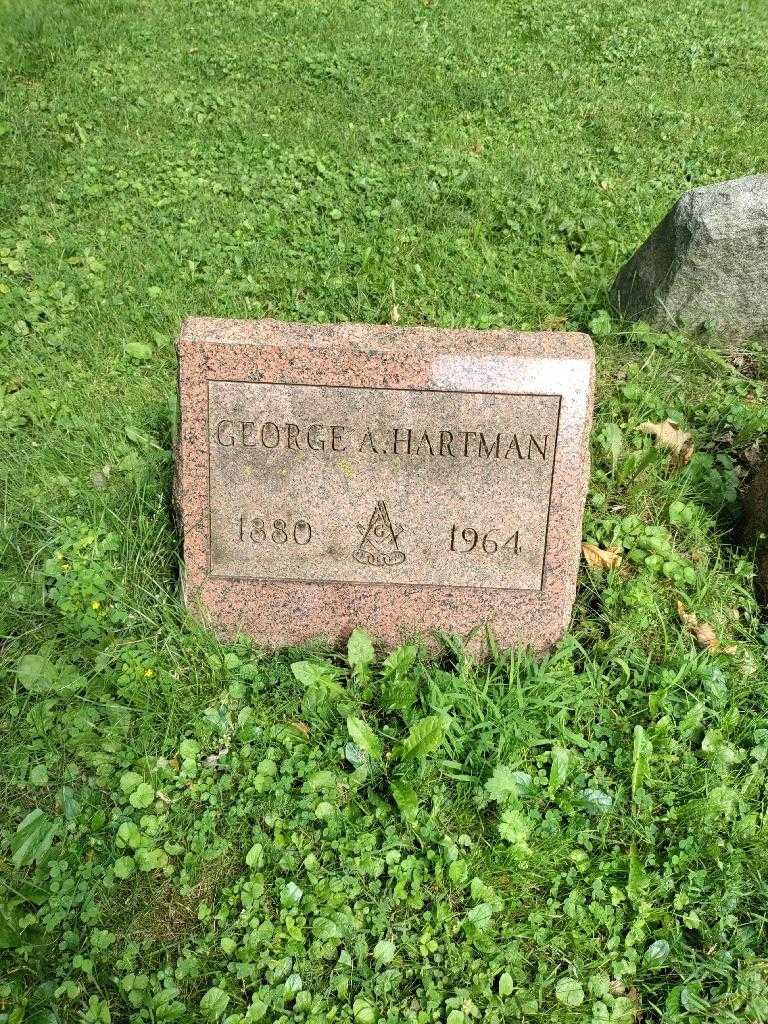 George A. Hartman's grave. Photo 2