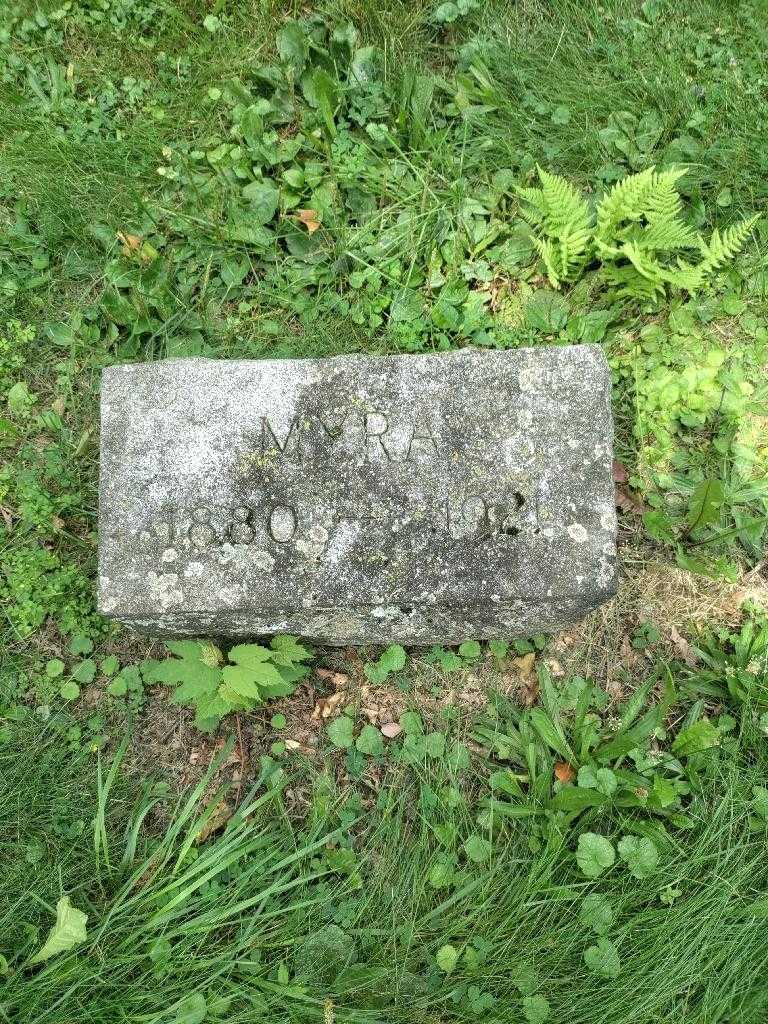 Mira Breads's grave. Photo 1