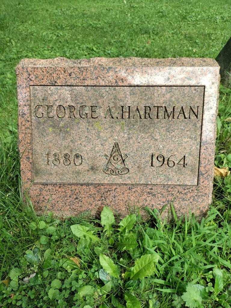 George A. Hartman's grave. Photo 3