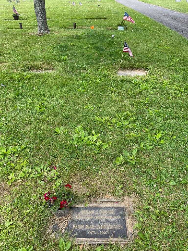 Susan J. Draper's grave. Photo 2