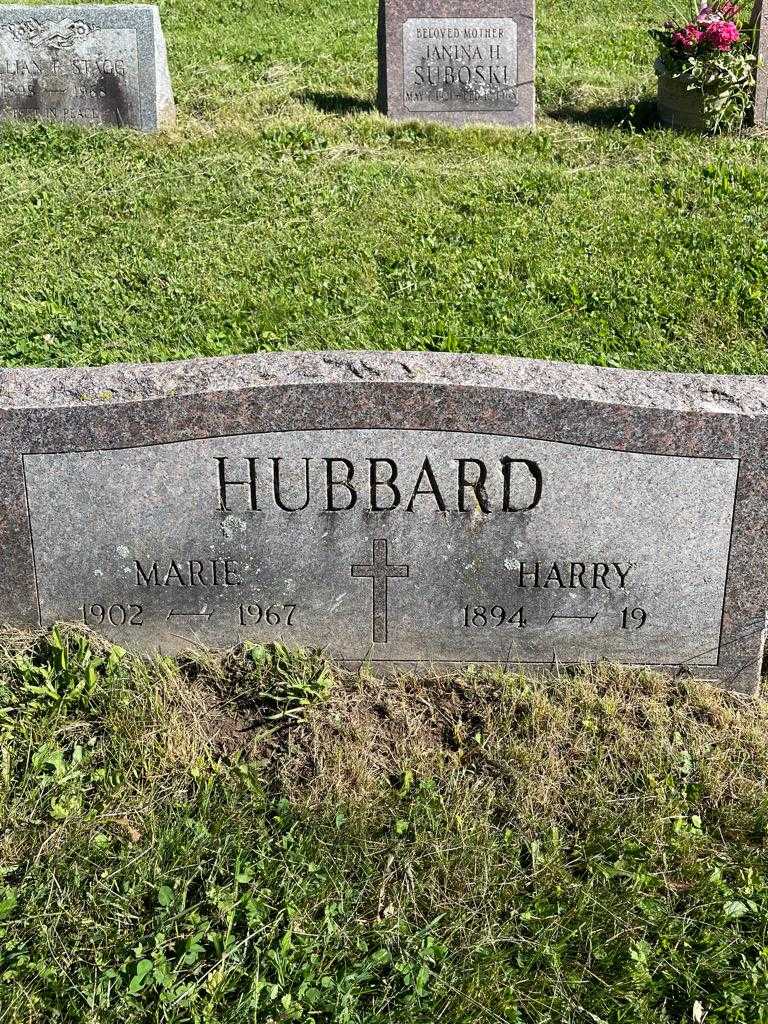 Marie Hubbard's grave. Photo 3