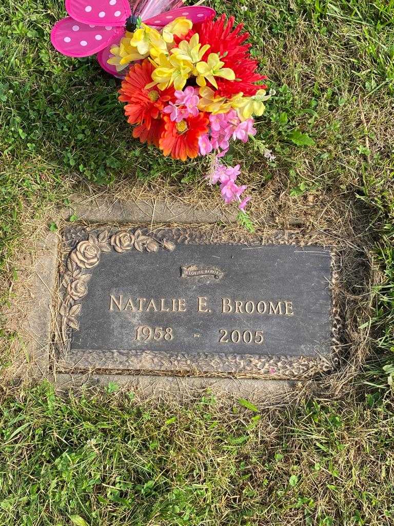 Natalie E. Broome's grave. Photo 3