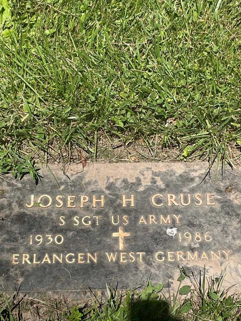 Joseph H. Cruse's grave. Photo 2
