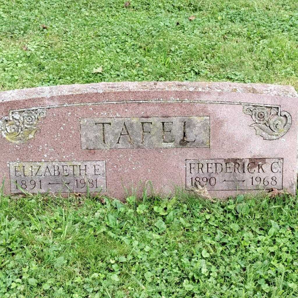 Elizabeth E. Tafel's grave. Photo 2