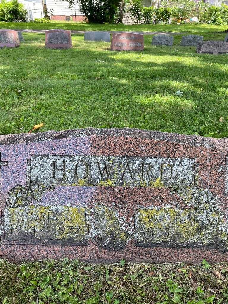 Doris J. Howard's grave. Photo 3