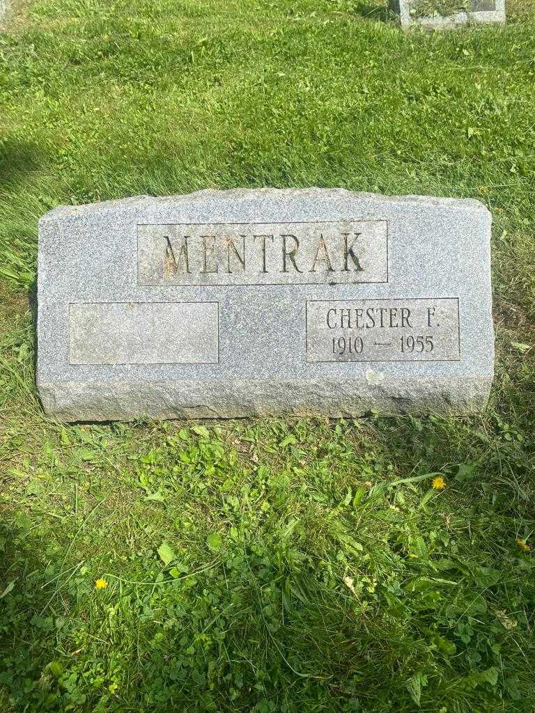 Chester F. Mentrak's grave. Photo 3