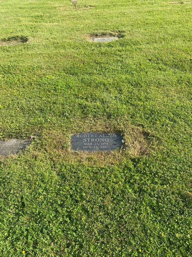 Robert Allen Strong's grave. Photo 2
