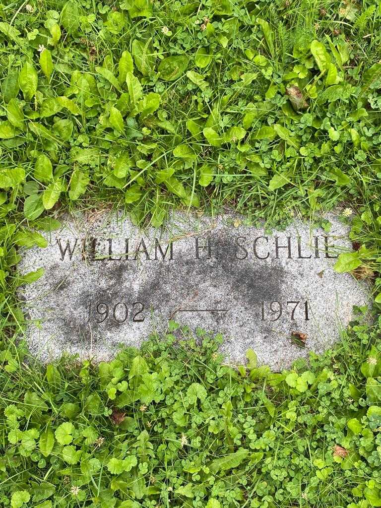 William H. Schlie's grave. Photo 3