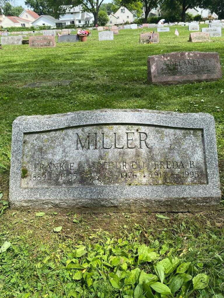 Arthur Edward Miller's grave. Photo 4