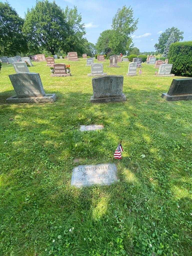 George D. Summerville's grave. Photo 4