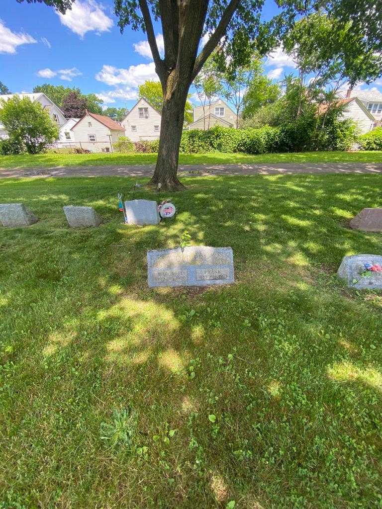 Margaret Oliveri's grave. Photo 1