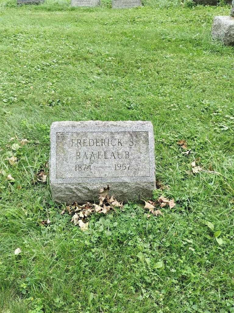 Frederick S. Raaflaub's grave. Photo 2