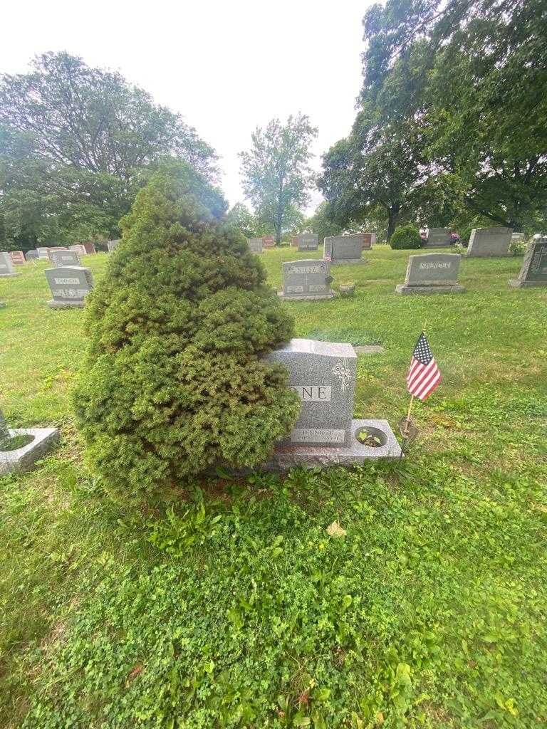 Jennie B. Cerone's grave. Photo 1