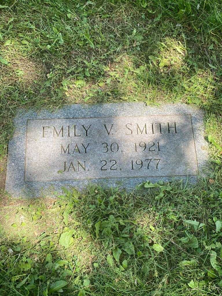 Emily V. Smith's grave. Photo 3