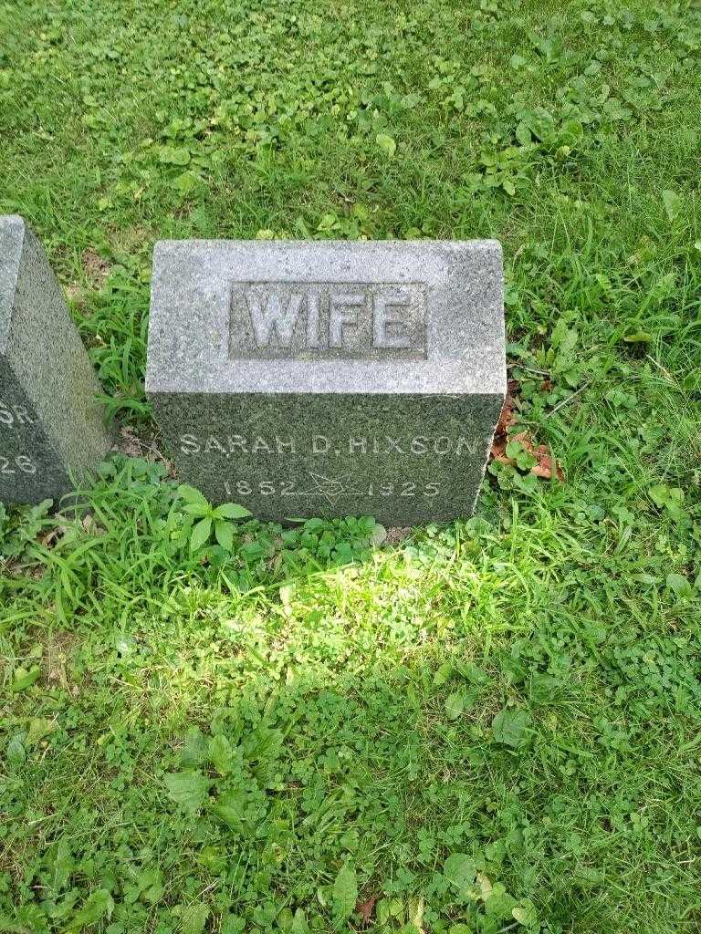 Sarah D. Hixson's grave. Photo 2