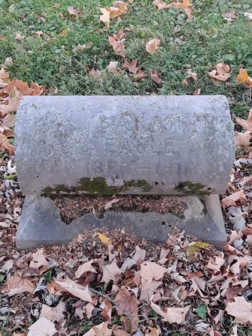Sarah M. Eagle's grave. Photo 3