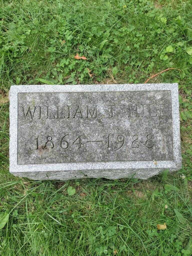 William T. Hile's grave. Photo 3
