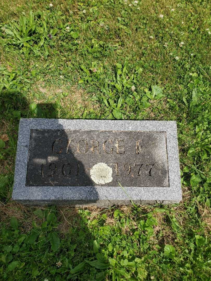 George F. Raaflaub's grave. Photo 9