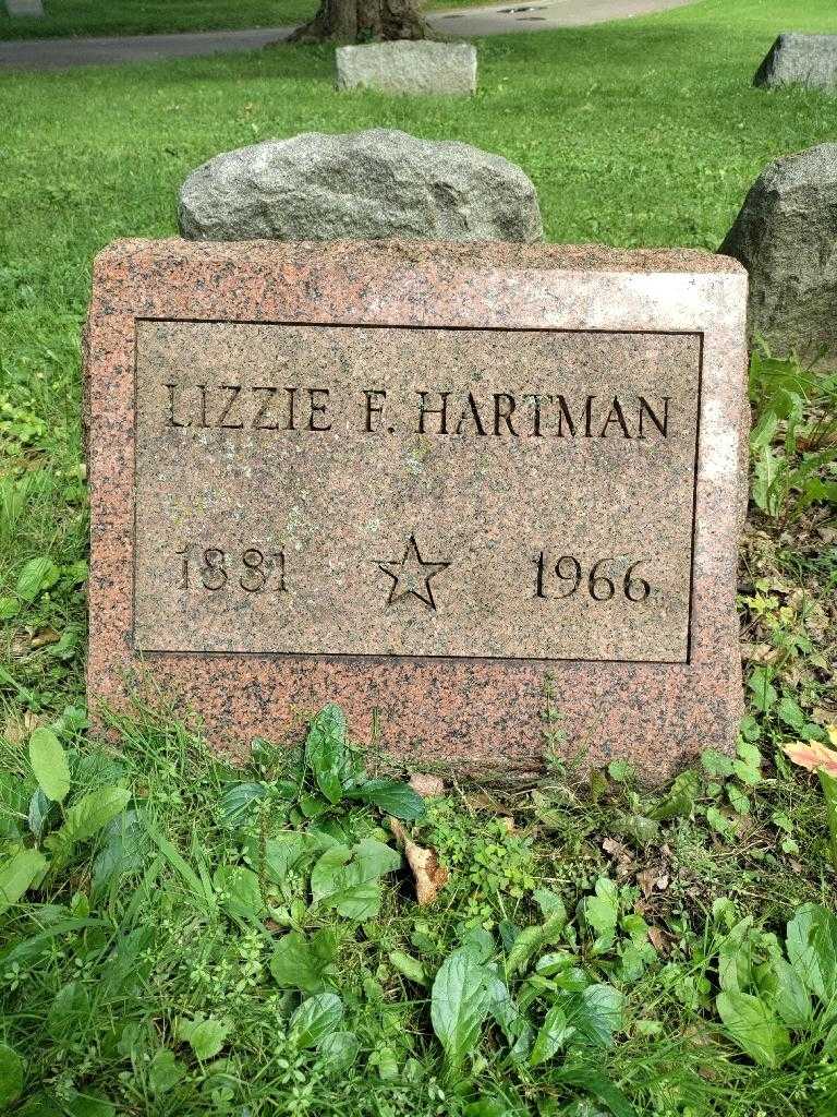 Lizzie F. Hartman's grave. Photo 3