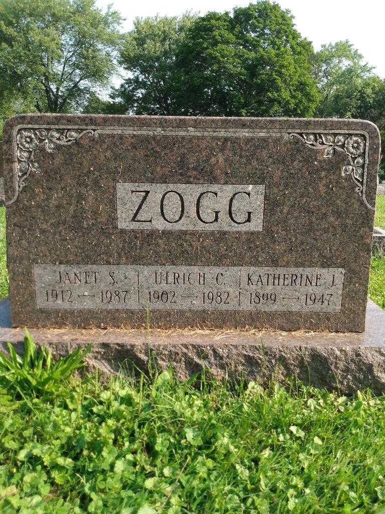 Katherine J. Zogg's grave. Photo 3