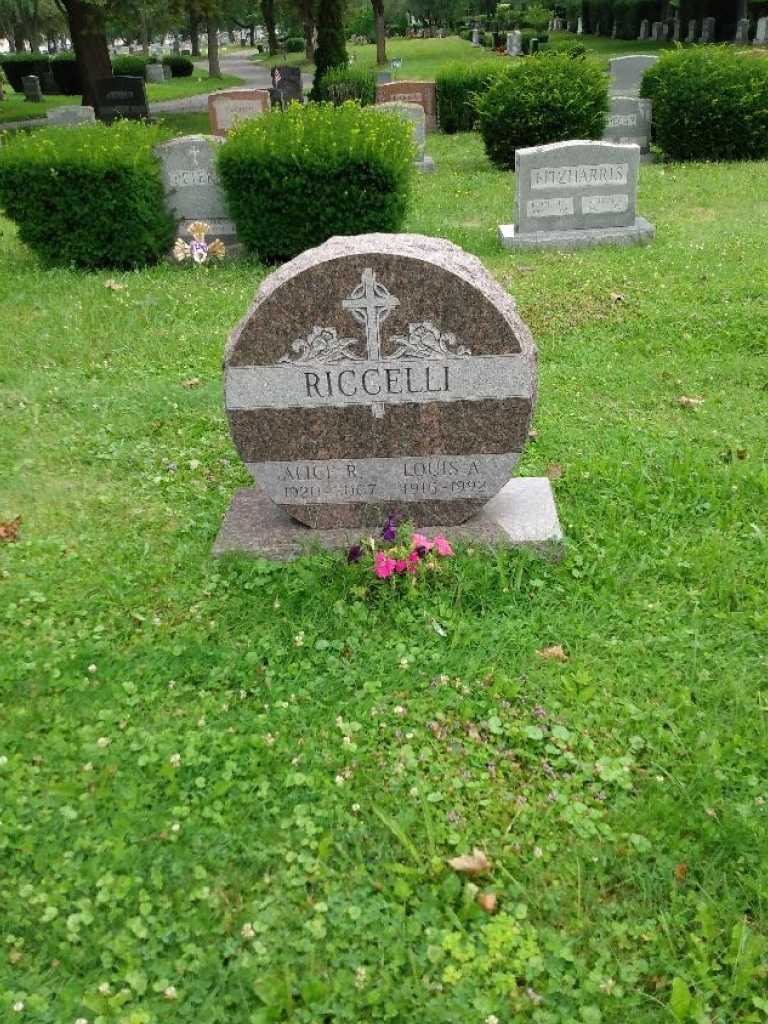Louis A. Riccelli's grave. Photo 3