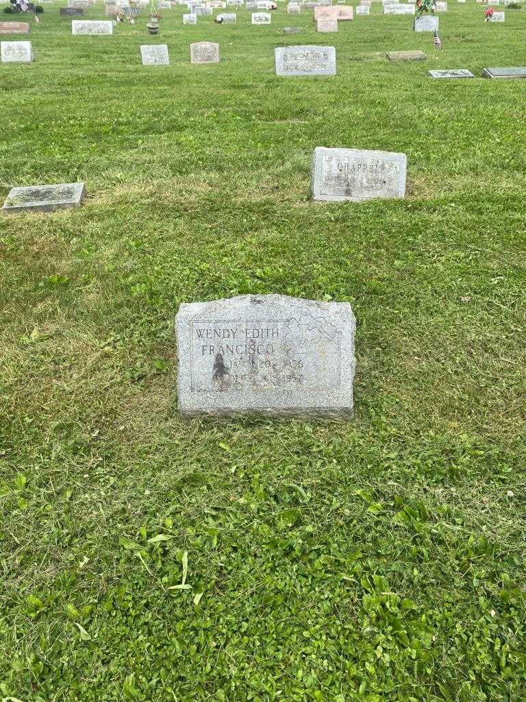Ruth E. Francisco's grave. Photo 5