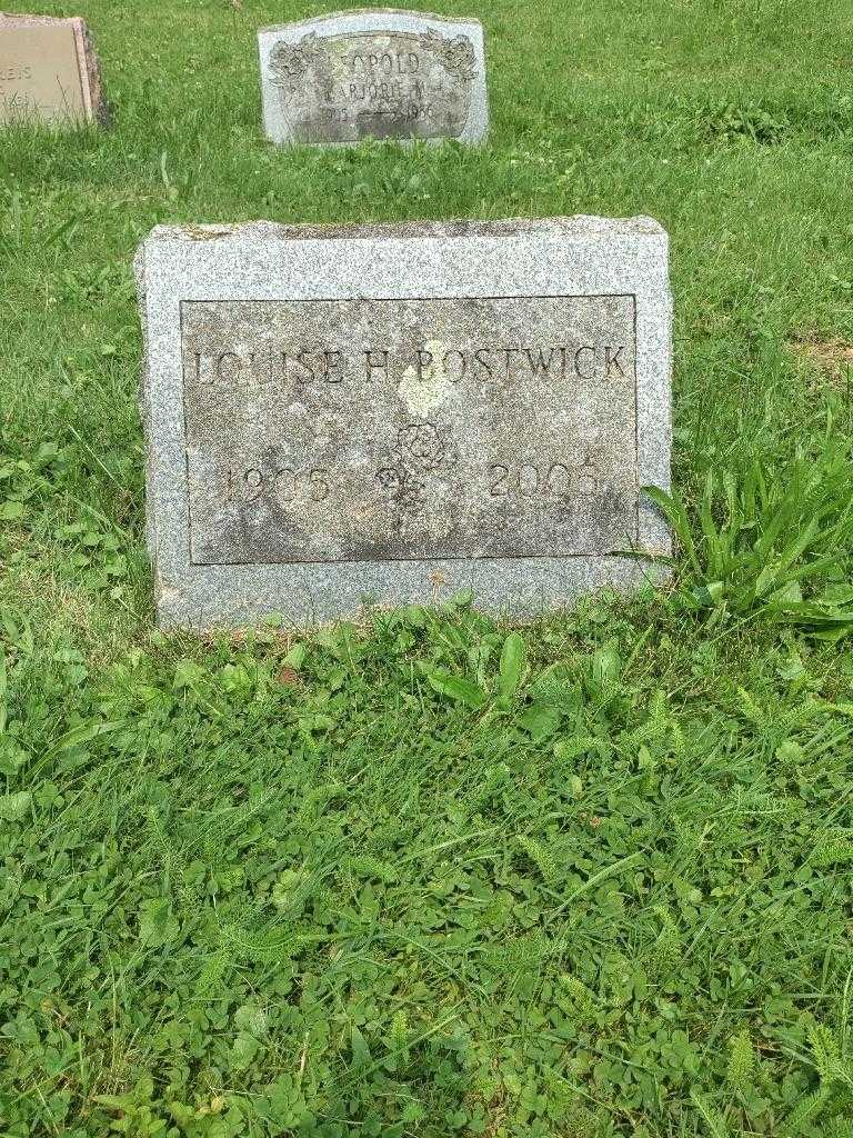 Louise H. Bostwick's grave. Photo 2