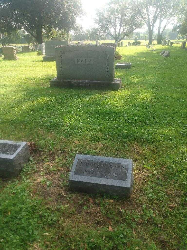 Louise E. Rapp's grave. Photo 1