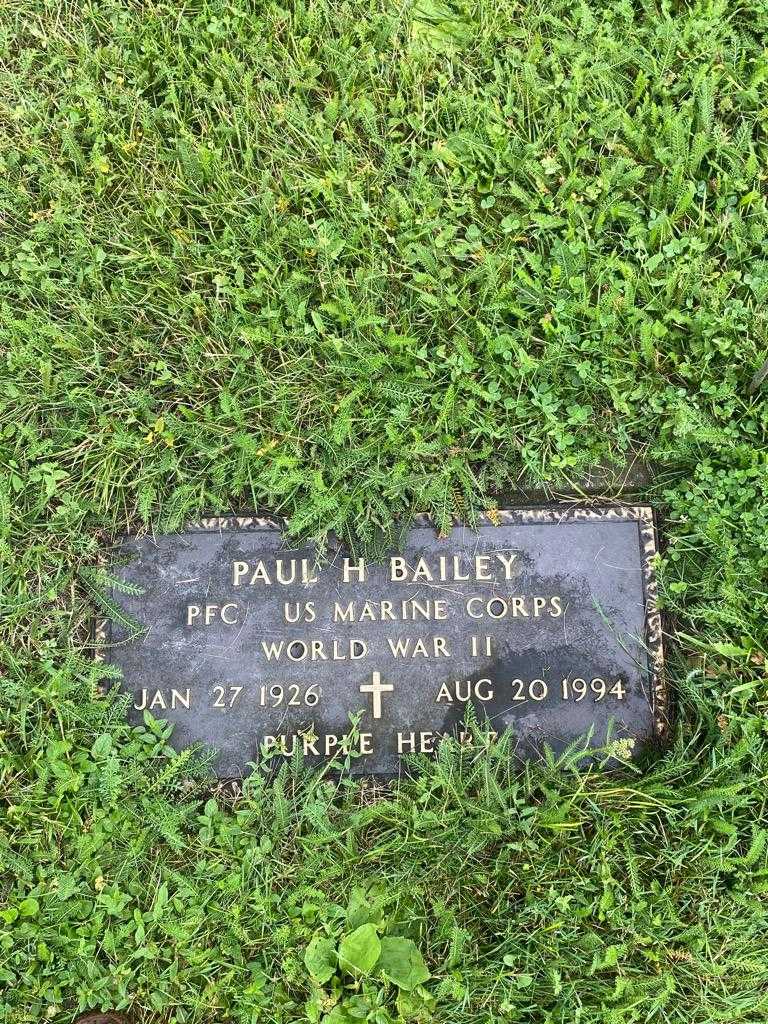 Paul H. Bailey's grave. Photo 3