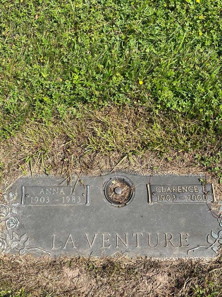 Anna L. La Venture's grave. Photo 3