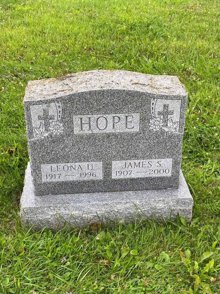 James S. Hope's grave. Photo 3