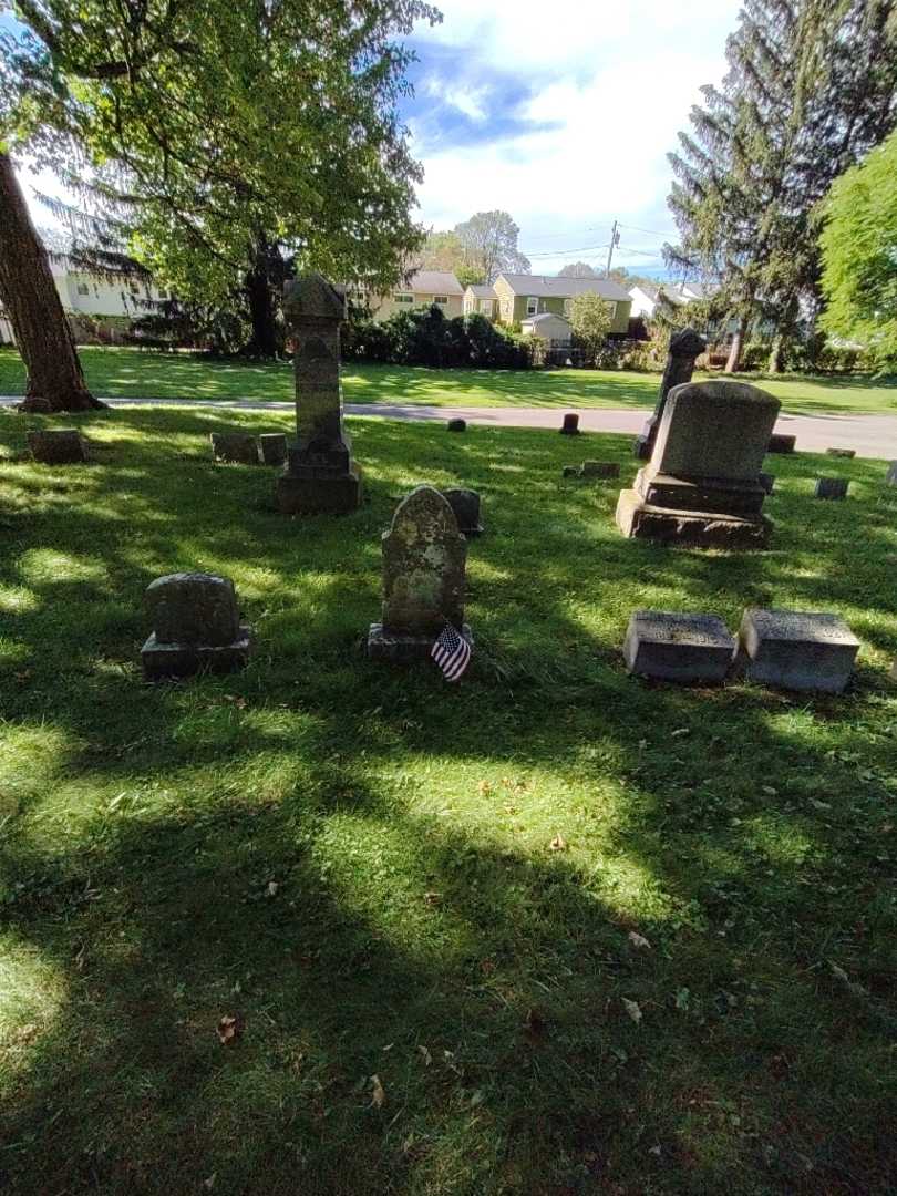 Frederick John Pabst's grave. Photo 1