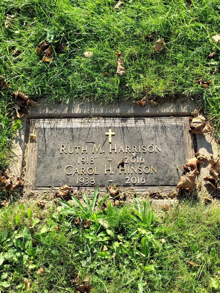 Carol H. Hinson's grave. Photo 3