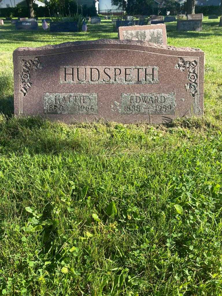 Hattie Hudspeth's grave. Photo 3