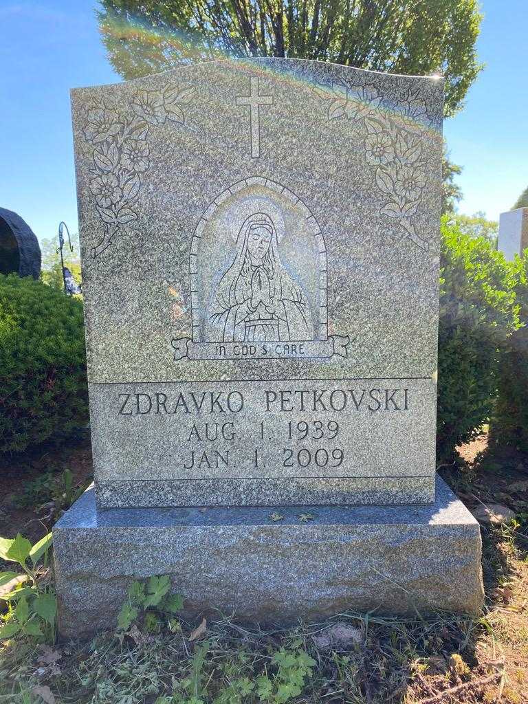 Zdravko Petkovski's grave. Photo 3