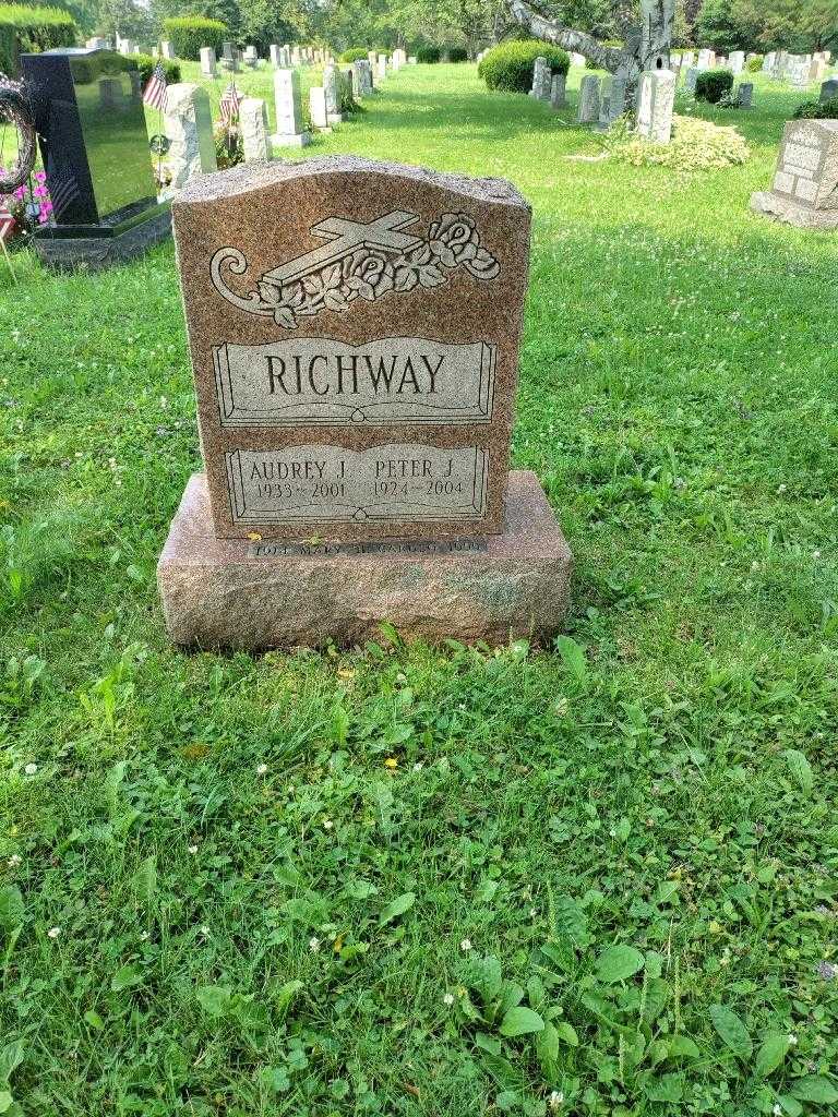 Peter J. Richway's grave. Photo 1