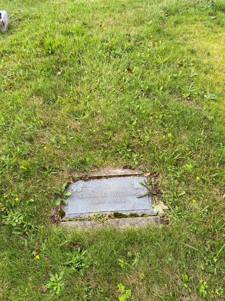 Wanda E. Williams's grave. Photo 2