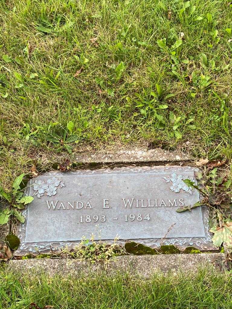 Wanda E. Williams's grave. Photo 3