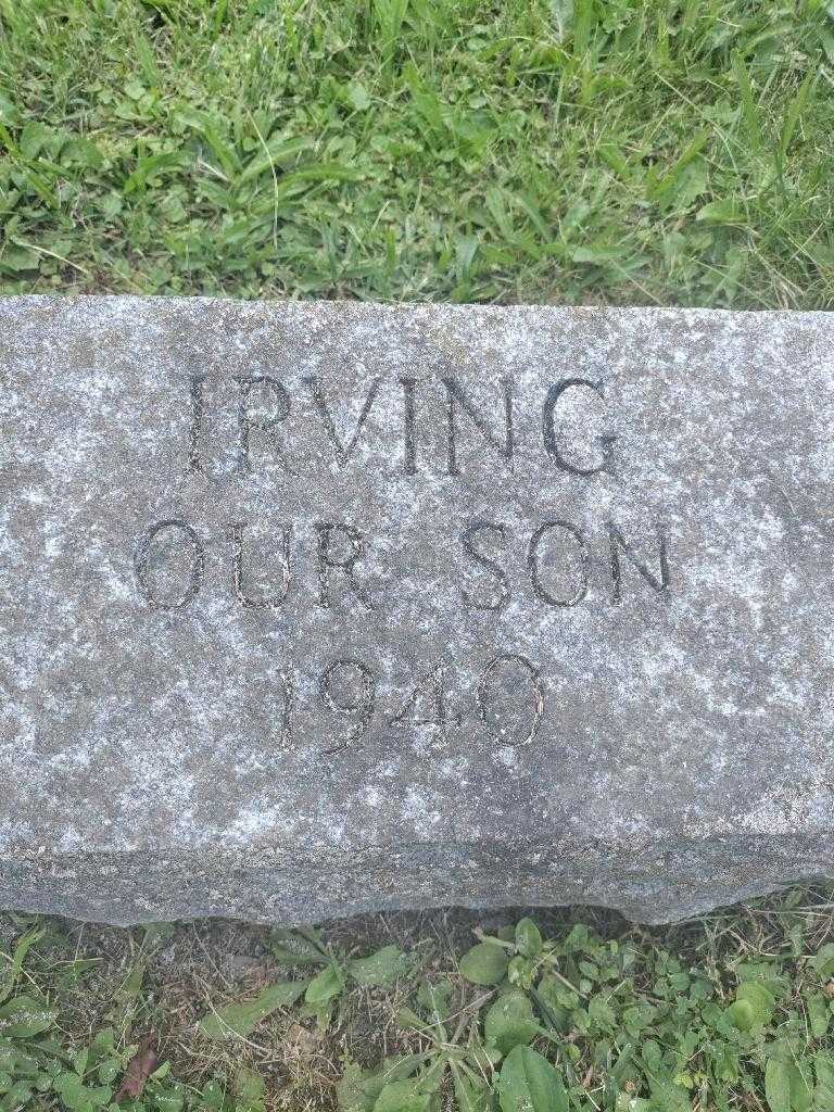 Irving Yalden's grave. Photo 3