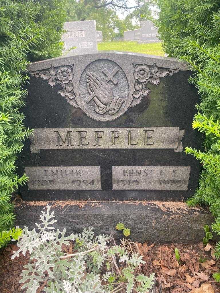 Ernst H.F. Meffle's grave. Photo 3