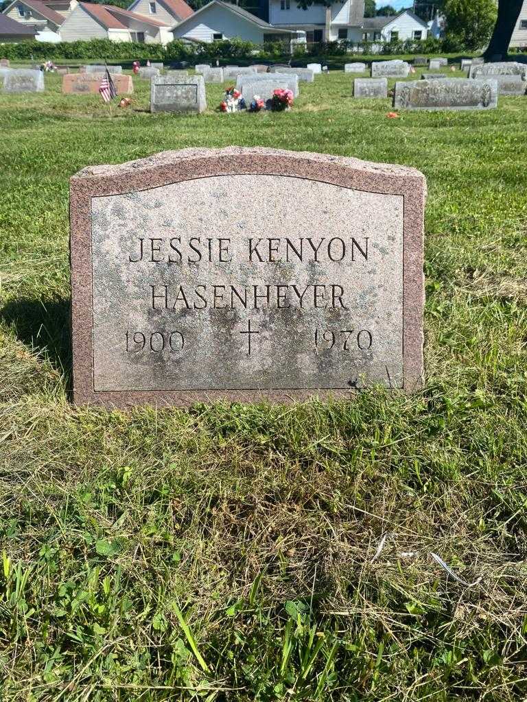 Jessie Kenyon Hasenheyer's grave. Photo 3