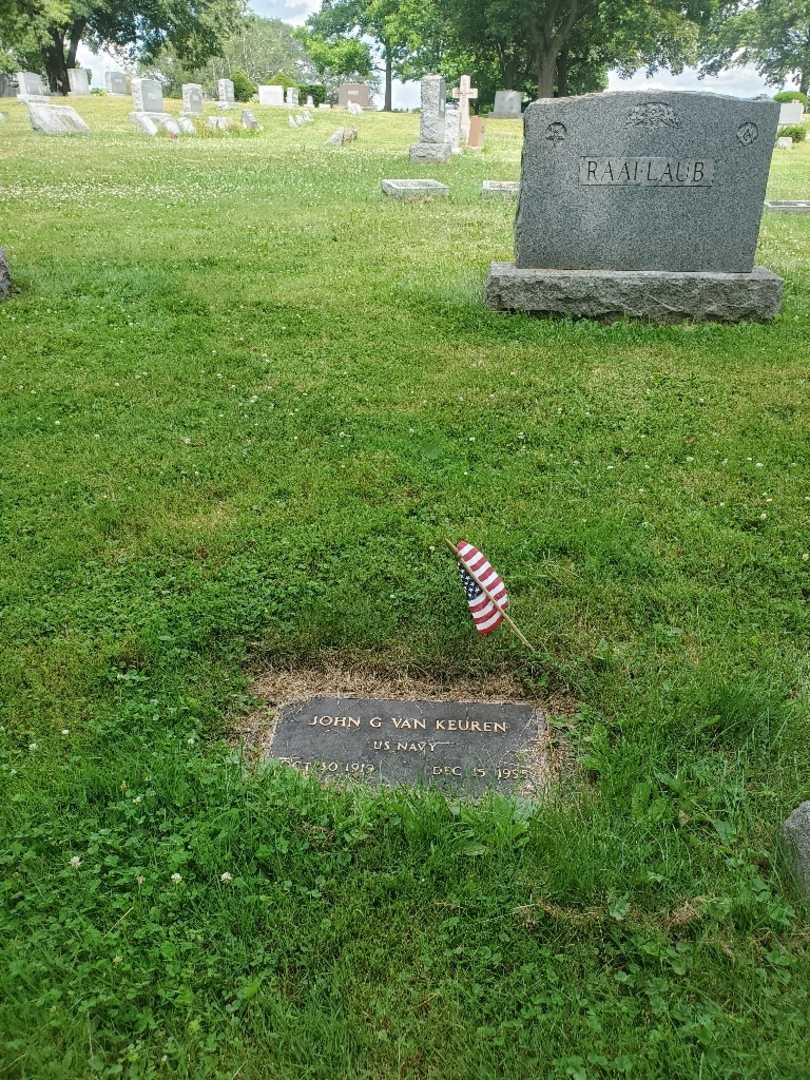 John G. Van Keuren US Navy's grave. Photo 7
