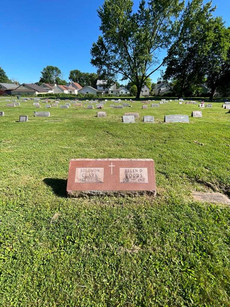 Solomon Clark's grave. Photo 1
