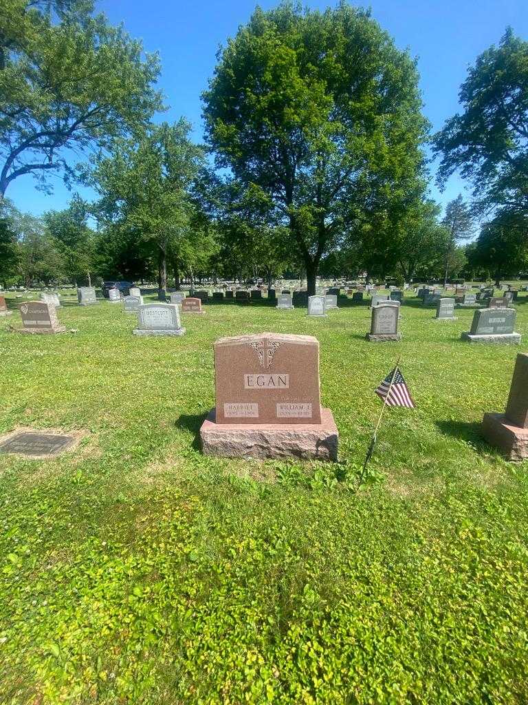 Harriet Egan's grave. Photo 1