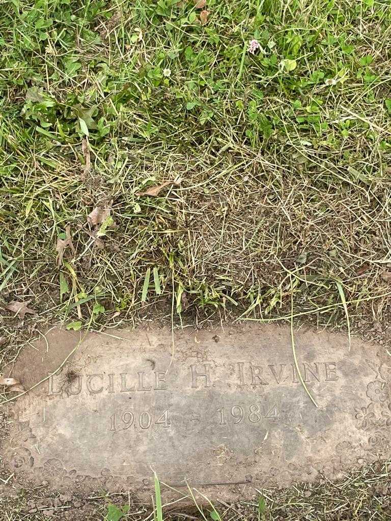 Lucille H. Irvine's grave. Photo 3