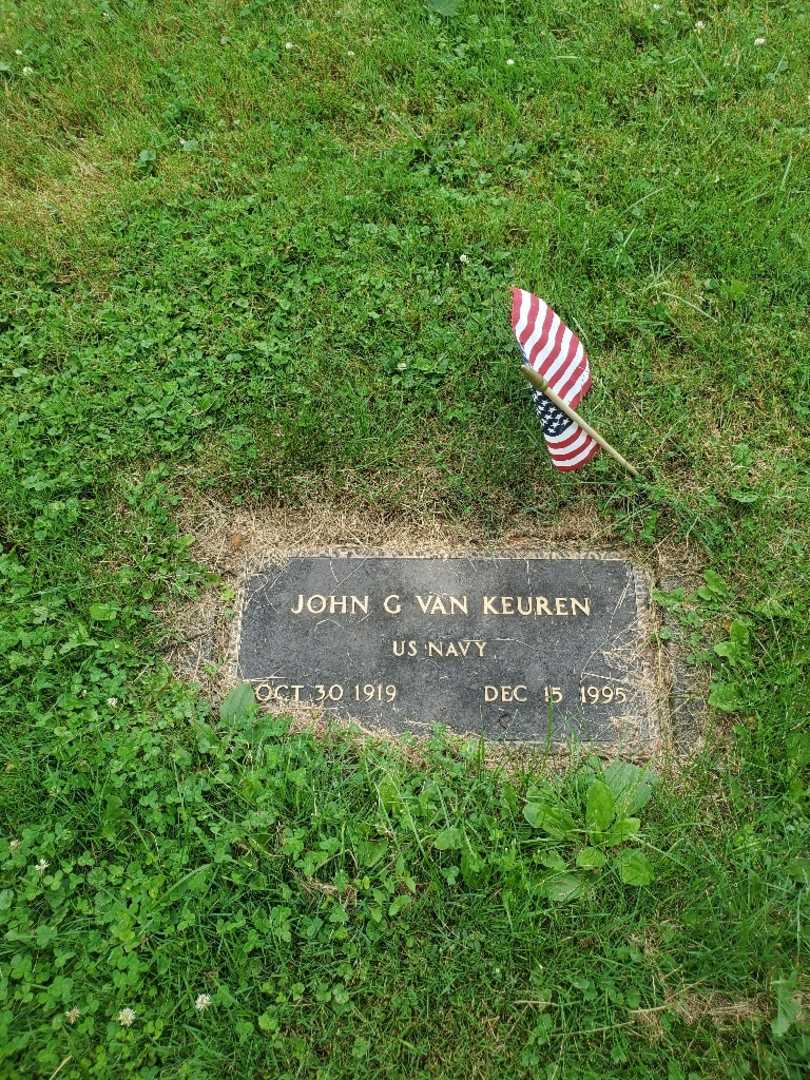 John G. Van Keuren US Navy's grave. Photo 8
